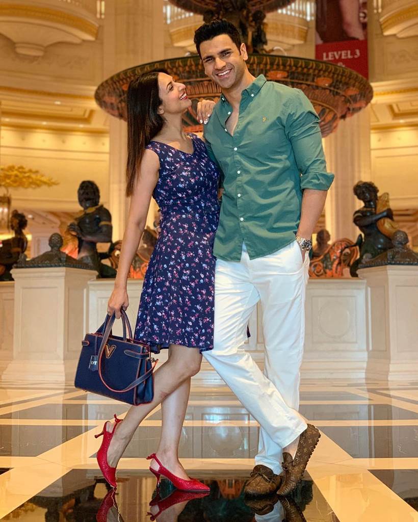 Divyanka Tripathi and Vivek Dahiya are exploring China | Entertainment