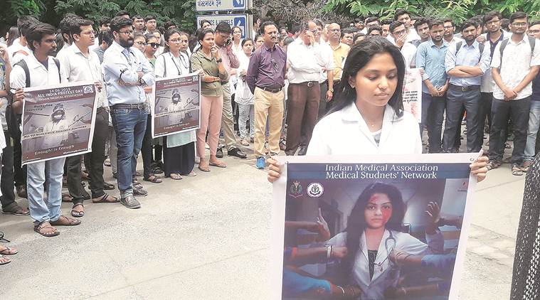 Gujarat doctors protest against attack on colleagues in Bengal