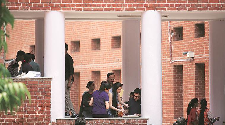 Delhi University, Delhi University admissions, Delhi University selection, Delhi University cut off marks, Delhi University admissions 2019-2020, education news, indian express