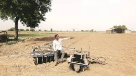 Delhi, Delhi news, Solar plants, farm solar panels, solar panels at farms, dolar plants, Mukhyamantri Kisan Aaye Badhotri Yojana, Indian Express, India News,