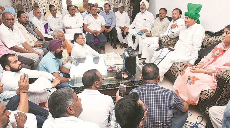 INLD MLA, INLD MLA joins bjp, Fatehabad MLA Balwan Singh Daulatpuria, Balwan Singh Daulatpuria joins BJP, chandigarh news