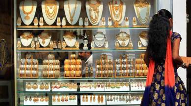 Jewellers see no sparkle in sales this Dhanteras