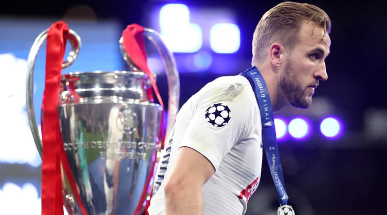 Harry Kane of Spurs & trophy during the UEFA Champions League