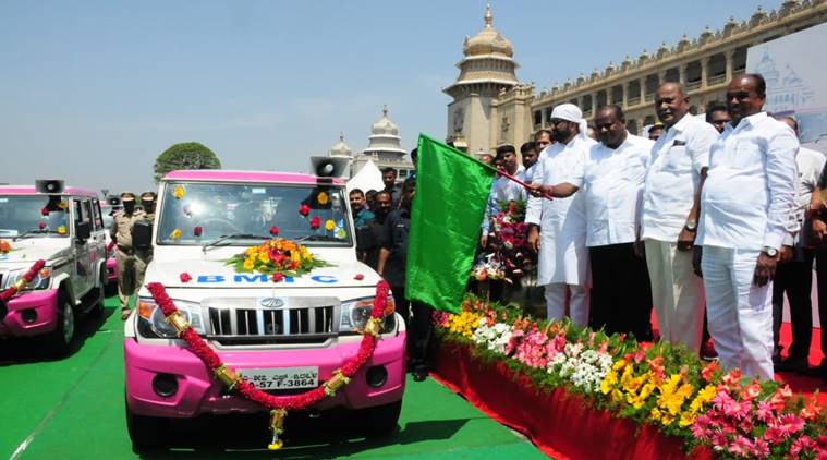 Karnataka-CM-HD-Kumaraswamy-flag-off-Pink-Sarathi-BMTC-women-passengers