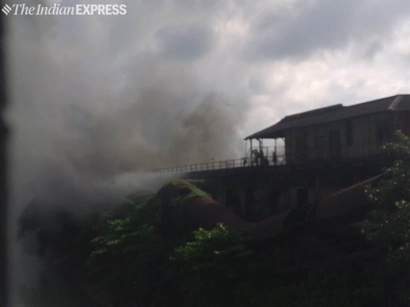 Fire near Howrah Bridge in Kolkata
