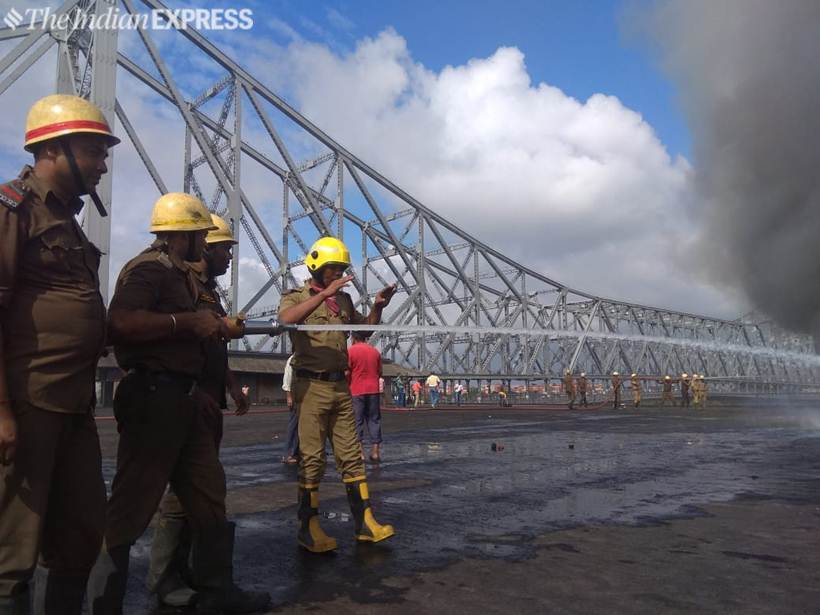 Fire near Howrah Bridge in Kolkata