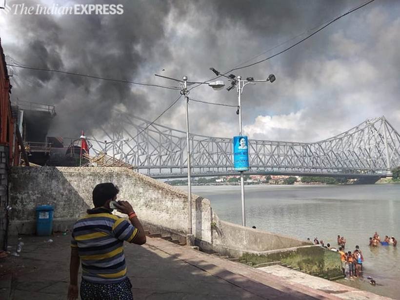 Kolkata fire: Massive blaze at chemical factory near Howrah bridge; no casualties