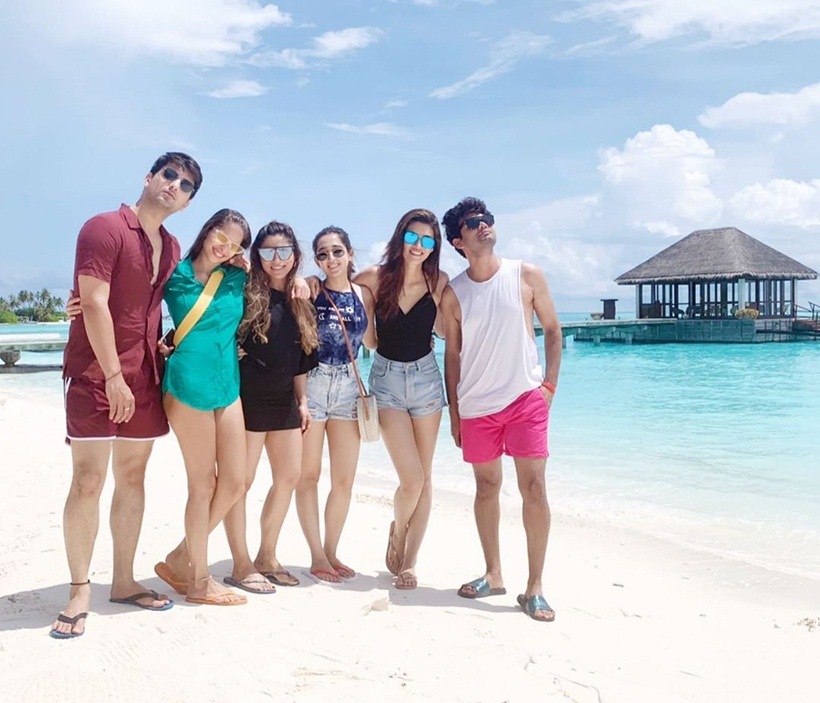 kriti sanon maldives photos