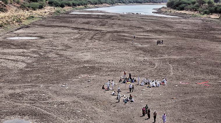 maharashtra, maharashtra agriculture minister, maharashtra drought, maharashtra farmer suicide, farmer suicides in maharashtra, anil bonde, devendra fadnavis, marathawada, vidarbha