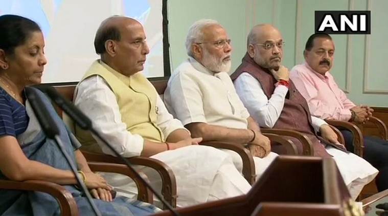 PM Modi chairs meet of govt secretaries, directs all ministries to ...