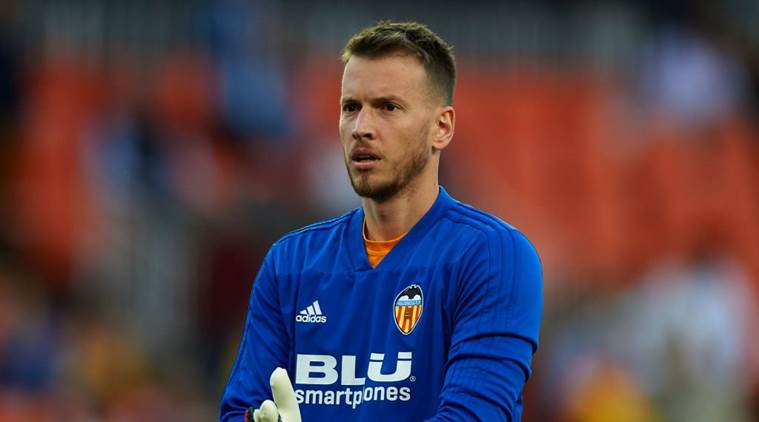 Barcelona sign Brazilian goalkeeper Neto from Valencia | Sports News,The Indian Express