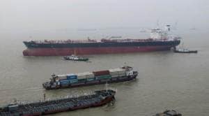 Oil prices rise for second day after Middle East tanker attacks
