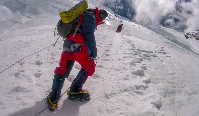 everest traffic jam, mount everest, nepal, mountaineers dead, death on everest, everest climbing, mount everest climbing, sherpa, parth upadhyay, aditya gupta, everest summit, india news, indian express