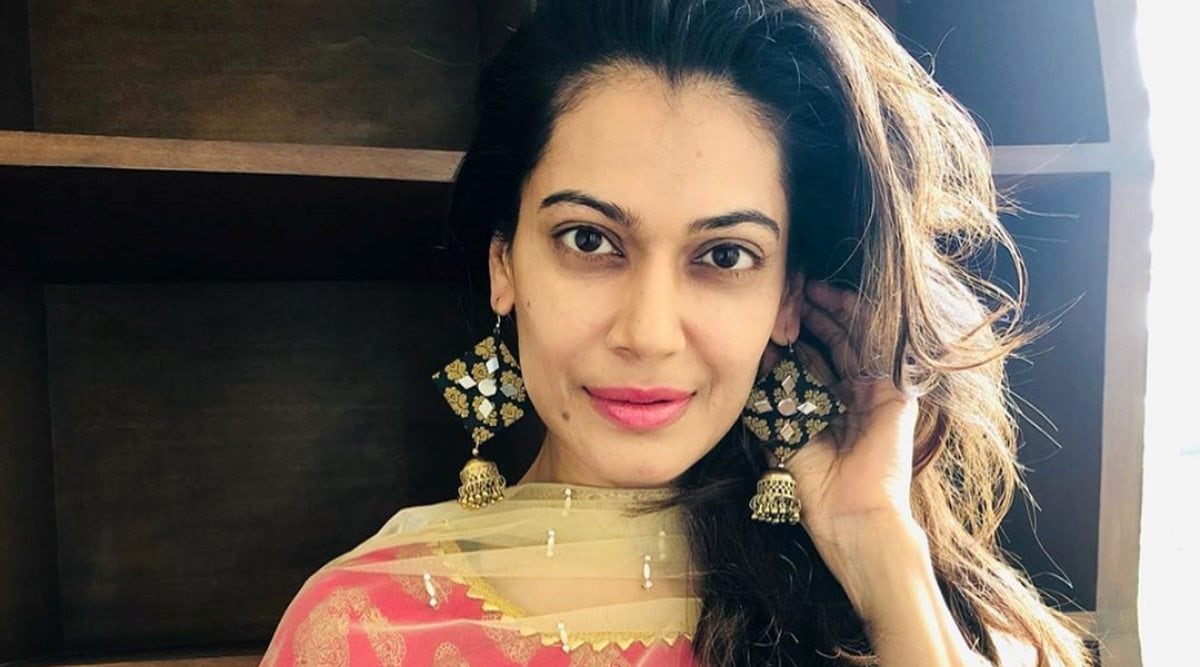 Rajasthan Police detain Payal Rohatgi for offensive content against  Gandhi-Nehru family | Entertainment News,The Indian Express