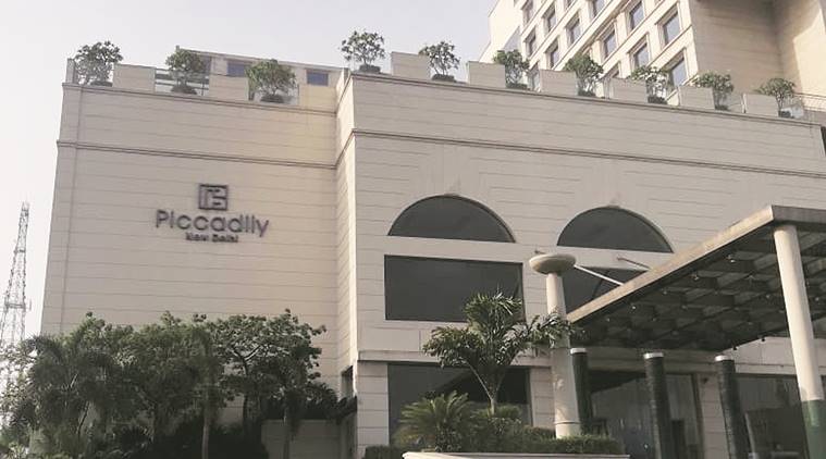 Delhi fire, delhi fire accident, delhi fire office, Hotel Piccadily fire