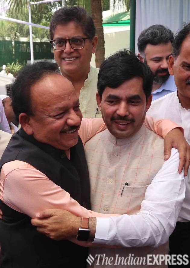 eid celebration, eid-ul-fitr, eid party, shahnawaz hussain, mukhtar abbas naqvi, nirmala sitharaman, piyush goyal, rajnath singh, l k adwani, manoj tiwari, ramvilas paswan, india news, indian express