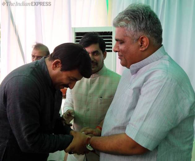 eid celebration, eid-ul-fitr, eid party, shahnawaz hussain, mukhtar abbas naqvi, nirmala sitharaman, piyush goyal, rajnath singh, l k adwani, manoj tiwari, ramvilas paswan, india news, indian express