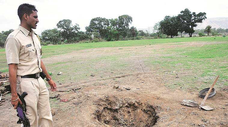 navi mumbai, ied device found near school, ied bomb, ied bomb found near school, mumbai news