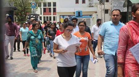 SBI, SBI clerk, SBI clerk exam analysis, SBI clerk question paper, SBI clerk mock test, recruitment exam, employment news, sarkari naukri, sarkari naukri result,