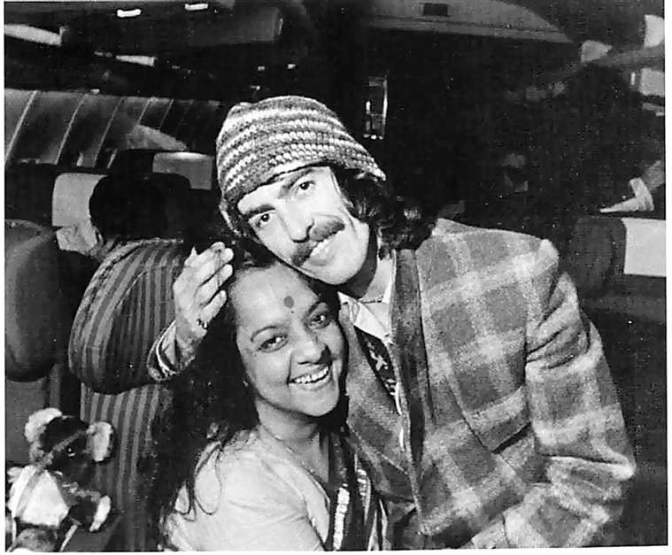 lakshmi shankar, lakshmi shankar grammy, lakshmi shankar dancer, lakshmi shankar book, pandit ravishankar, anoushka shankar