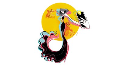 Chasing fame and fun 15 seconds at a time: Why TikTok has India hooked |  Eye News,The Indian Express