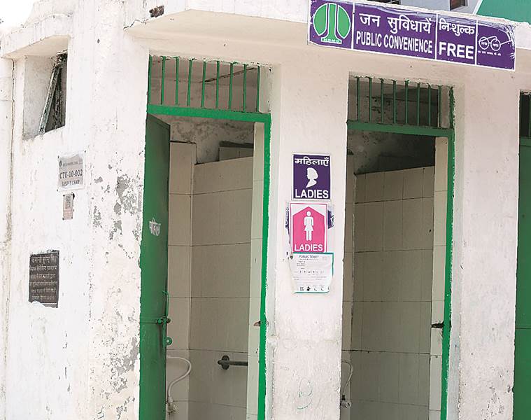 In 4 Delhi slums, most kids have no access to toilet at home: Survey
