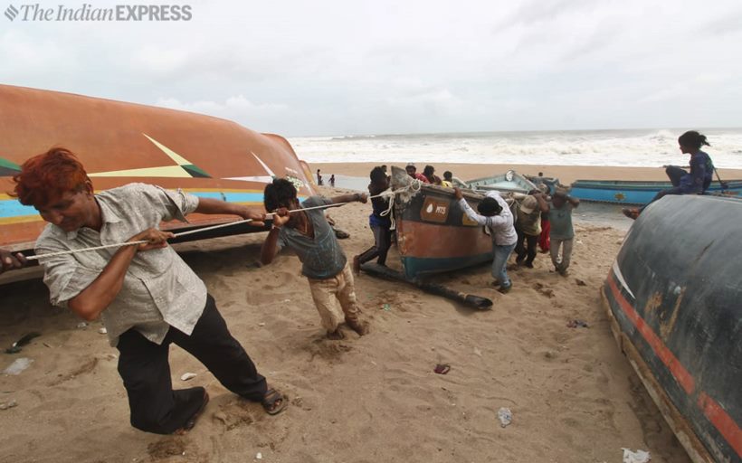cyclone vayu, cyclone vayu photos, cyclone vayu news, cyclone vayu gujarat, cyclone vayu video, cyclone vayu location, weather today, today weather, cyclone vayu in mumbai, weather report today, weather forecast, weather forecast today, cyclone vayu news, fani cyclone, fani cyclone today news, india news, indian express