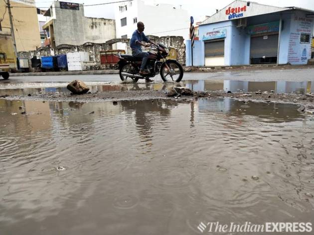 cyclone vayu, cyclone vayu photos, cyclone vayu news, cyclone vayu gujarat, cyclone vayu video, cyclone vayu location, weather today, today weather, cyclone vayu in mumbai, weather report today, weather forecast, weather forecast today, cyclone vayu news, fani cyclone, fani cyclone today news, india news, indian express