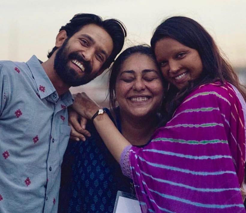 Vikrant Massey , deepika