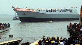 mumbai fire, fire at mumbai dockyard, mazgaon fire, ins visakhapatnam fire, fire at ins visakhapatnam, mumbai dockyard fire, mumbai news, Indian Express