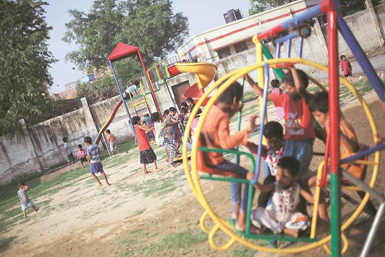 Baghpat, Baghpat child, Baghpat hospital, Baghpat gudiya, Uttar Pradesh child care home, uttar Pradesh, Baghpat child, Baghpat lost child, India news, Indian express