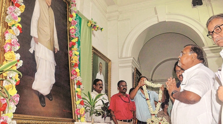 TMC, Communalism in Kolkata, Congress, CPI(M), communal violence in Kolkata, Kolkata news, Indian Express news