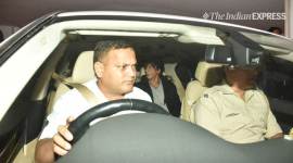 shah rukh khan karan johar party