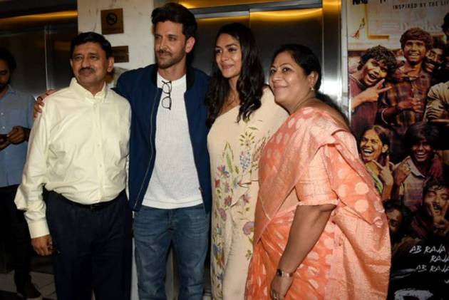 super 30, yami gautam, Jacqueline Fernandez, Disha Patani, Kriti Sanon, yami gautum, Tiger Shroff, super 30 show