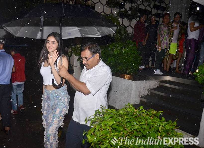 sonam kapoor, priyanka chopra, madhuri dixit, ananya pandey, kangana ranaut, karisma kapoor, fashion hits and misses of the week, bollywood fashion, best look of the week, dior, paris fashion week, indian express, indian express news