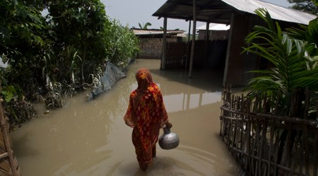 Assam, Assam floods, Assam flood relief, Assam flood latest, Kaziranga National Park, Kaziranga flooded, Assam weather, Indian Express news, Latest news