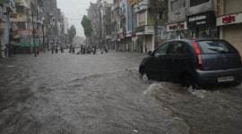 gujarat rains, vadodara rains, heavy rains in vadodara, gujarat rainfall, vadodara rains photos, gujarat rain photos, south west monsoon, weather forecast, gujarat schools closed, vadodara record rainfall, indian express