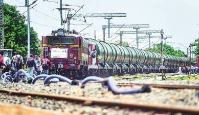 Parched Chennai Finally Gets Water On Train From Vellore India News The Indian Express