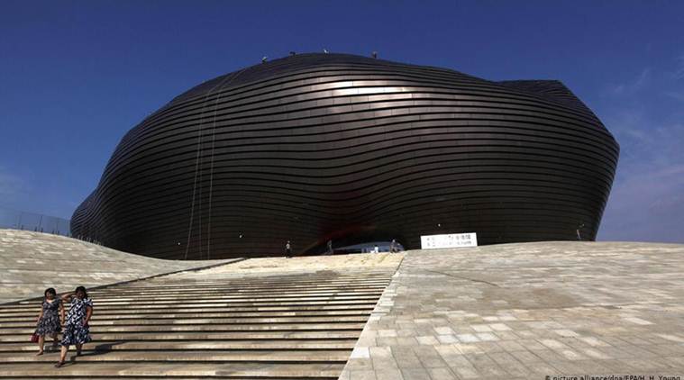 Why are huge museums in China virtually empty?