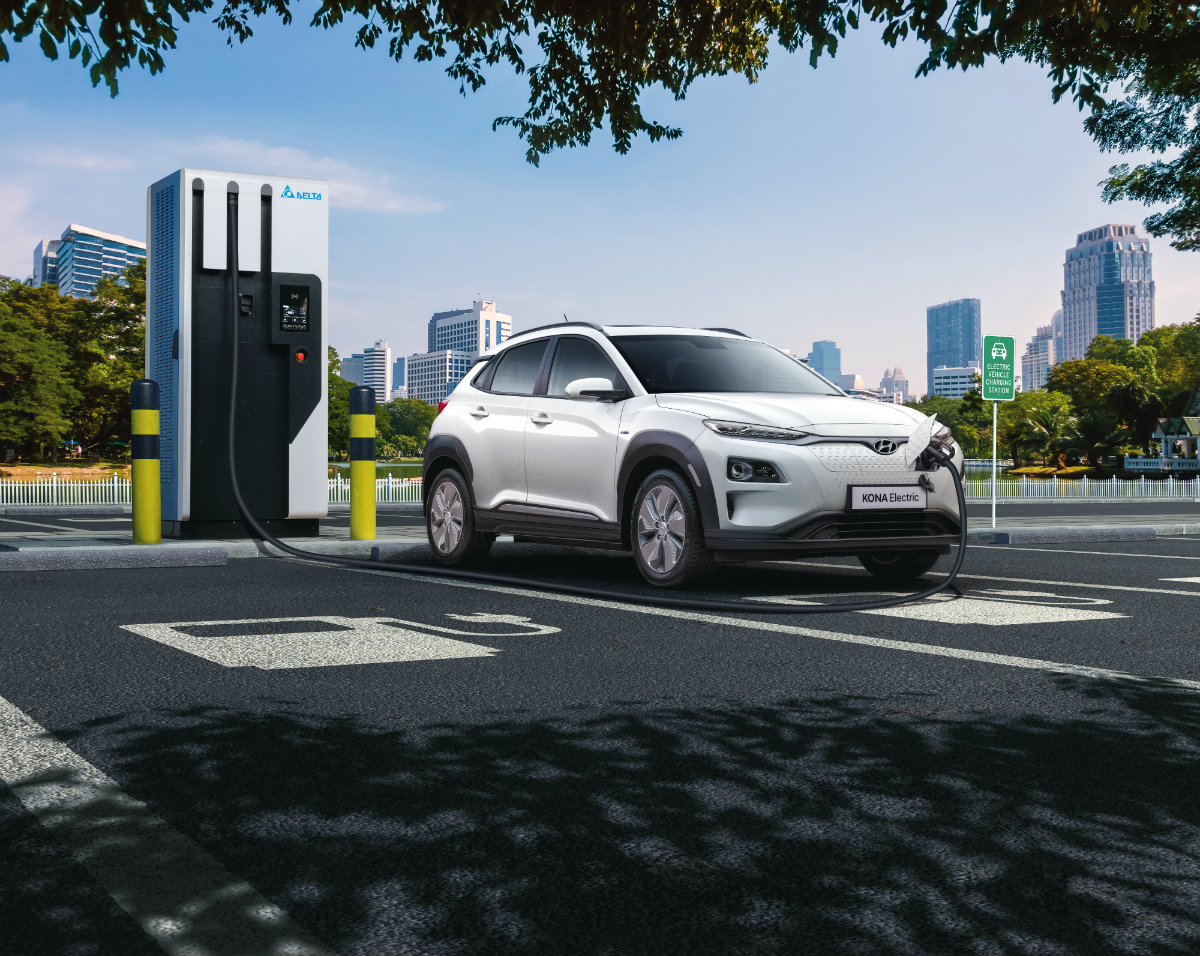 electric cars, how electric cars work, EVs, cars, Hyundai Kona, EV charging, Tesla, Revlot