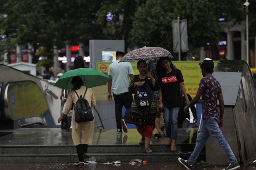 delhi rains, delhi rain, delhi rain live, rains in delhi, thunderstorm in delhi, thundershowers in delhi, ncr rain, delhi-ncr rain, delhi weather, weather in delhi, delhi-ncr weather, delhi-ncr rains, delhi news, india news, Indian Express