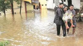 Dungi759 Mumbai, Mumbai news, Mumbai rains, Navi Mumbai village shifted, village evacuated in Navi Mumbai, Villagers shifted to school, Dungi village shifted, Dungi village shifted due to rain, Infian Express