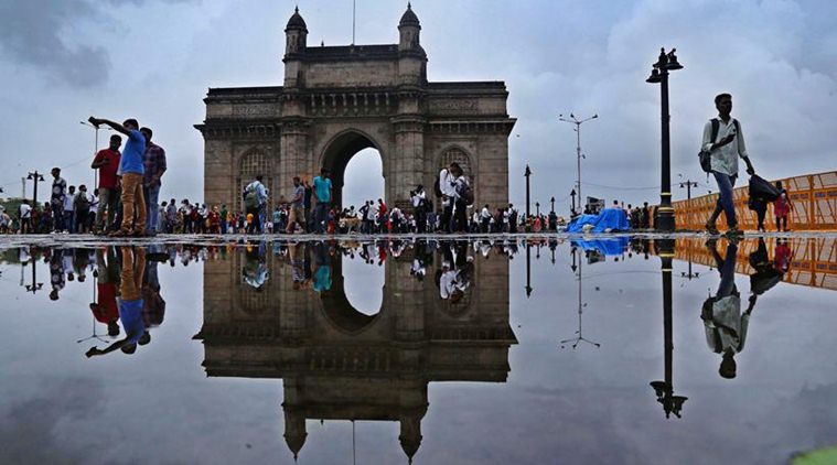 Mumbai rains: Heavy downpour leads to waterlogging, several flights ...