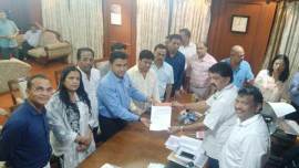 goa congress mlas resign, goa congress mlas join bjp, Chandrakant Kavlekar, goa congress resignations, congress mlas resign, congress mlas join bjp, goa crisis, indian express