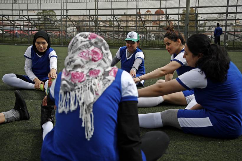 hestia fc, hestia fc photos, greece soccer team, women refugee team, syria, afghanistan, iran, Iraq, Eritrea, Ethiopia, world news, indian express