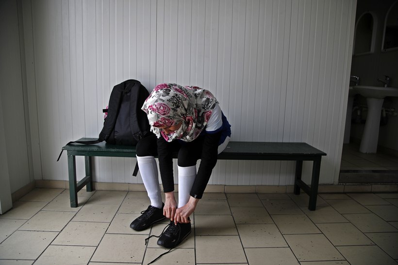 hestia fc, hestia fc photos, greece soccer team, women refugee team, syria, afghanistan, iran, Iraq, Eritrea, Ethiopia, world news, indian express