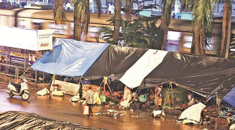 mumbai homeless, mumbai homeless people, mumbai shelter homes, mumbai poor, homeless people in mumbai, mumbai news, Indian Express