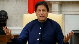 Pak Opposition corners Imran Khan over Kashmir