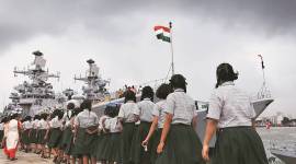 INS 769 school children visit naval warships, kargil diwas, kargil diwas celebration, kargil diwas mumbai, ins mumbai, ins chennai, maharashtra news, indian express news