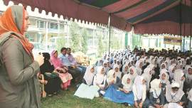 jammu and kashmir, j&k, jk woman cop, woman dc, budgam woman dc, Syed Sehrish Asgar, girls on periods, period education, girl on menstruation, sanitary napkin, sanitary napkin machine, j&k schools, j&k school girls, indian express